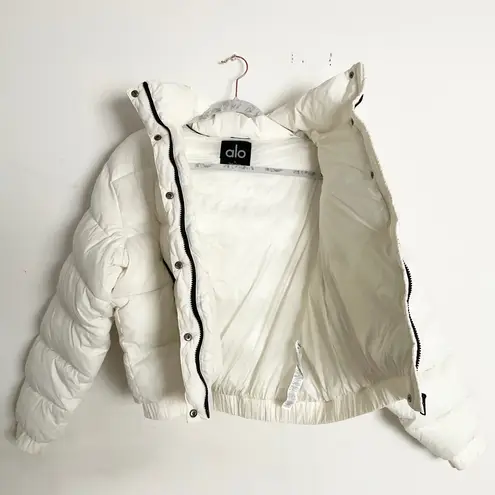 Alo Yoga Aspen Love Puffer Jacket Ivory M