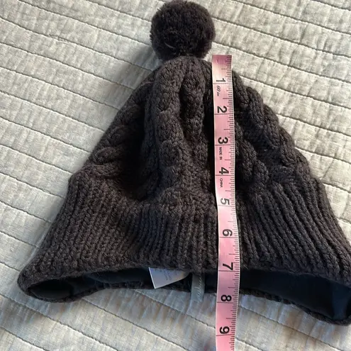 Icebreaker, New Zealand Merino wool large, unisex, cable knit, pom