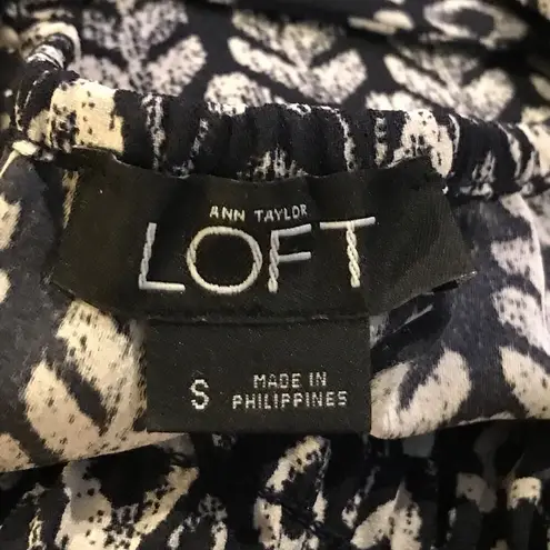 Ann Taylor LOFT Black White Floral Pant Jumpsuit Romper Sleeveless Summer S