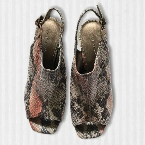 Bandolino Leather Sole Snake Print Slingback Sandal 6.5M