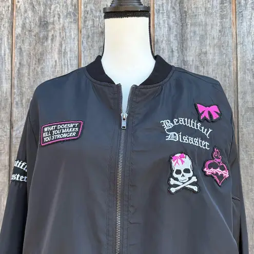 NWOT Woman’s RETIRED Beautiful Disaster “Stronger” Black Bomber Jacket Sz Large