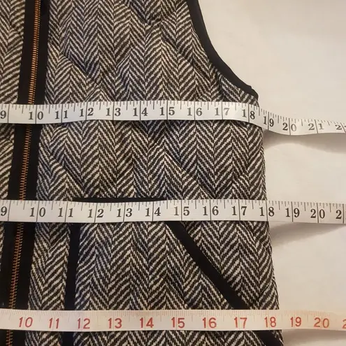 J. Crew Puffer Vest Sz XS Normcore Outdoor Hiking Utility Outdoors Camping