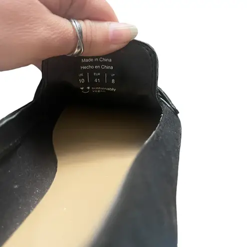 Call it spring Norah Women's Size 10 Black Vegan Leather Chain Loafer Flats