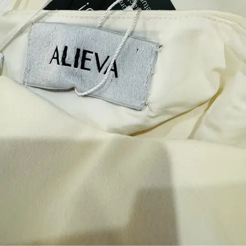 Alieva Modern Jumpsuit Off White One Arm Jumpsuit size S NWT