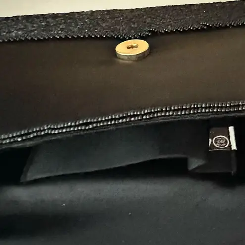 WALBORG VINTAGE METALLIC BEADED BLACK RED BLUE SILVER GOLDTONE HANDBAG CLUTCH