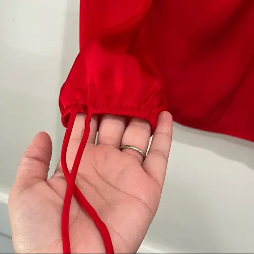 Intermix Red Silk Keyhole Top 0 XS