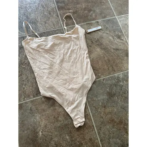 SKIMS  Fits Everybody Cami Thong Bodysuit Clay Small