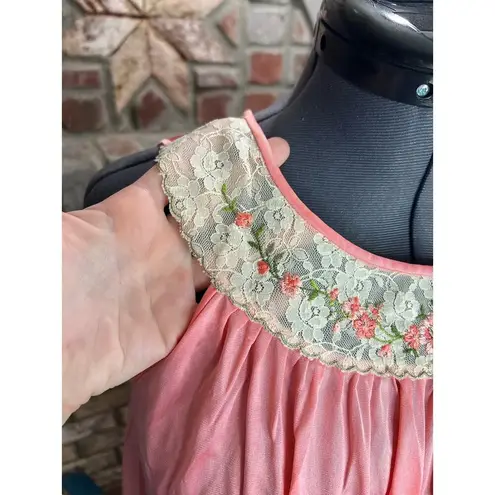 nightgown satin lace collar pink floral Size M