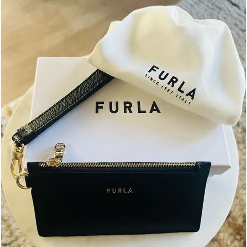 Furla  Classic Credit Card Case Leather Wallet Wristlet, Black, Wrist Strap, NWT