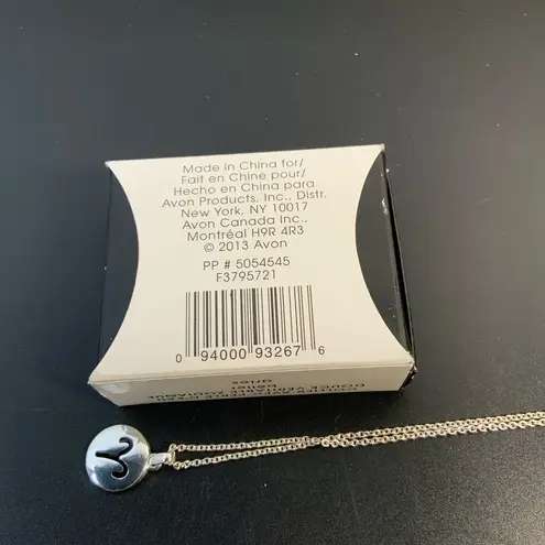 Avon NRT zodiac Aries necklace silver tone w/genuine freshwater Pearl 16”