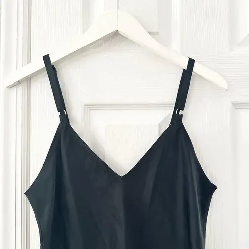 ALC Frank ALC Black V Neck Adjustable Strap Viscose Classic Tank Shell Base Layer Women 10