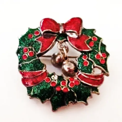Christmas Wreath Pendant Pin Jingle Bells Vintage