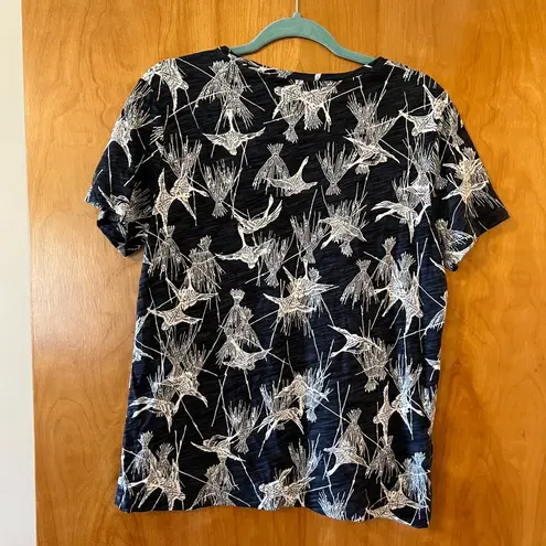 L.L.Bean  Signature Women’s V-Neck Tee Shirt Bird Print Short Sleeve Top Small