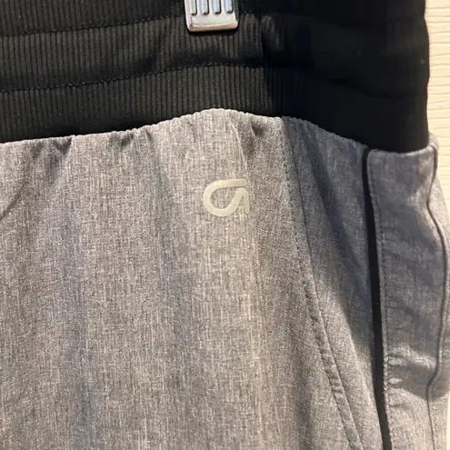 GAPFit Women's Gray Track Pants Joggers Sweatpants Activewear Size L Size L