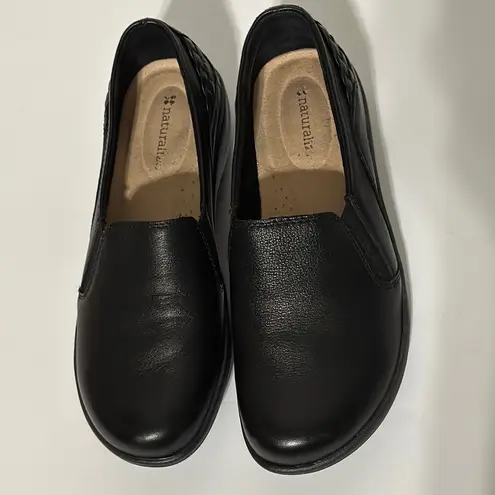 Naturalizer Slip On Women’s Shoes