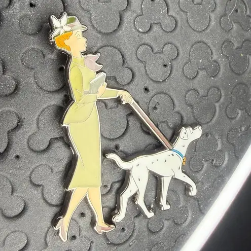 Lounge Fly Disney 101 Dalmatians pets & owners Anita and Perdita on a walk pin