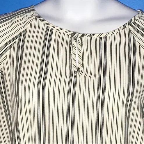 Zac & Rachel Petite Bell Sleeve Blouse Size Large Vertical Stripe Black & White