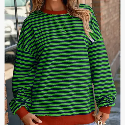 Striped Oversized Long Sleeve Green and Black Crewneck Shirt Top Size Large EUC