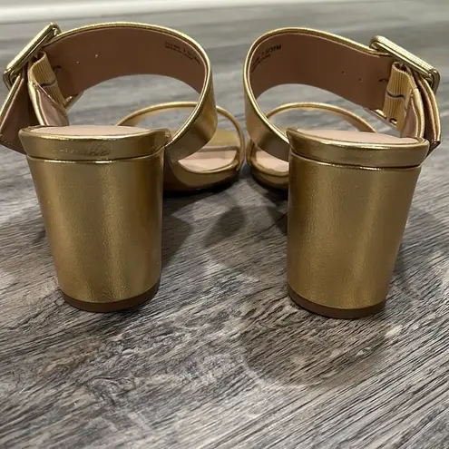 Chinese Laundry  NWOB gold buckle heel sandals 7.5