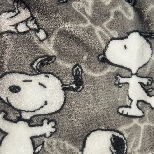 Target Peanuts Snoopy Plush Pajama Shorts New Size Large