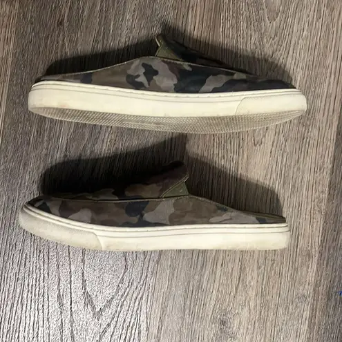 G.I.L.I Got To Love It Blakeley Camo Sneaker Slide Slip On Women’s Shoes