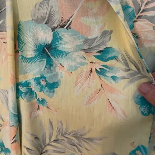 Vintage handmade floral print twin set with blouse & jacket. Yellow Size undefined