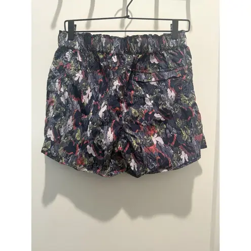 Free People  Movement Women’s Small S Printed In The Wild Shorts Activewear