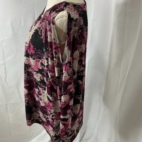 Ava James floral cold shoulder top size medium