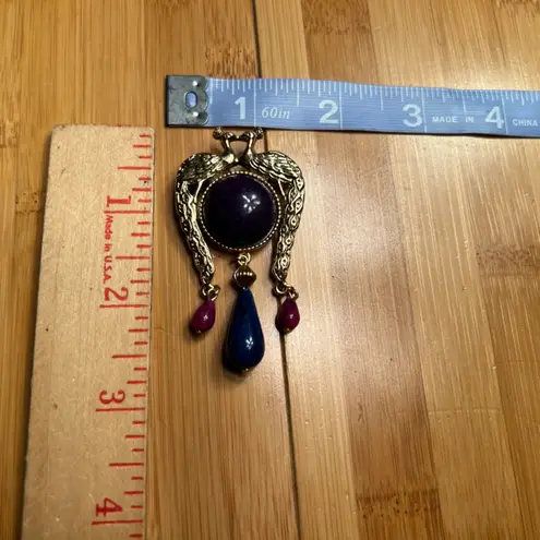 Art Deco Vintage Regal Gold Colored Kissing Peacock Birds Dangle Brooch Pin