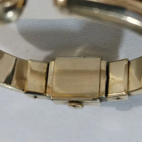 Wittnauer Watch 10K GF Gold Filled Wind Up Vintage Cuff Bracelet Chain Clasp