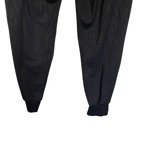 Lululemon Black Snake Print Jogger Pants Lightweight Casual Athleisure Sz 6