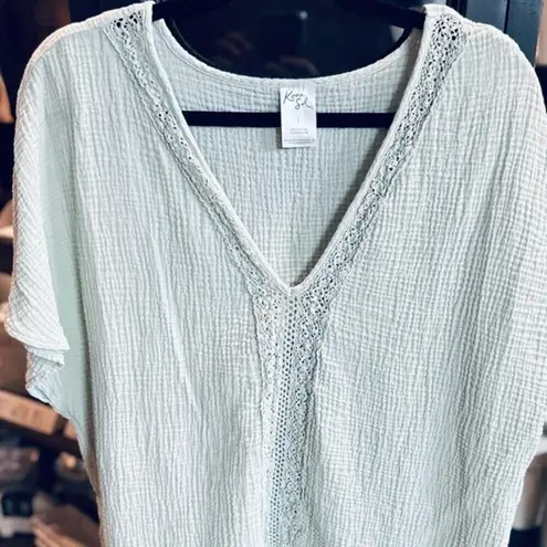 Kona Sol Size Large Women’s V-Neck Top