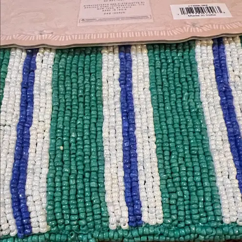 Wandering Moon | “Ciao Bella” Beaded Wallet Green