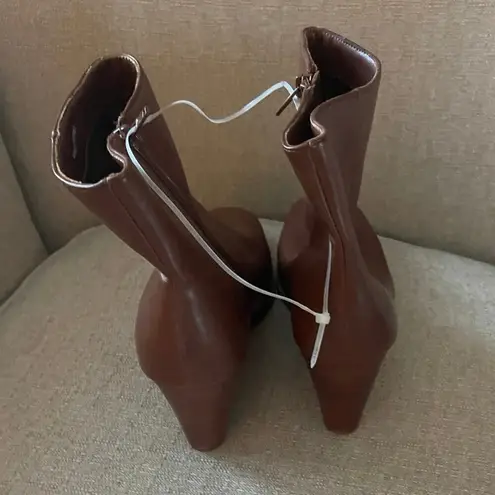 Dolce Vita Women’s Tessie Wedge Bootie, S75 Tan Size 8