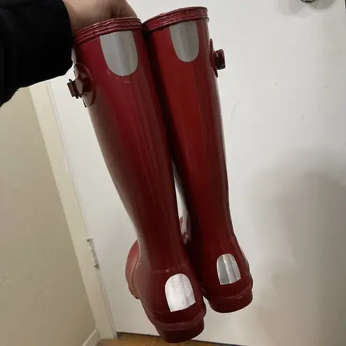 Hunter  Red Tall Rubber Glossy Rain boots winter boots size US 6 women