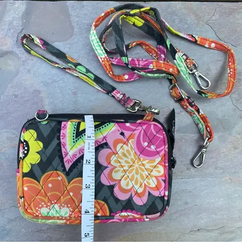 Vera Bradley Cross Body Purse/Wallet. Pre loved