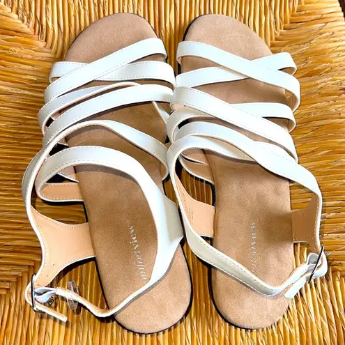 Comfortview Comfort-view White Sandals Size 7 Wide Width