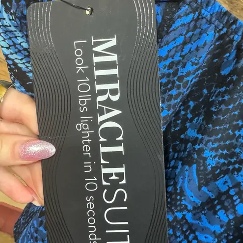 MiracleSuit NWT Miracle Suit ‘Peregrina’ ‘Boa Blues’ Blue Printed One-Piece Swimsuit