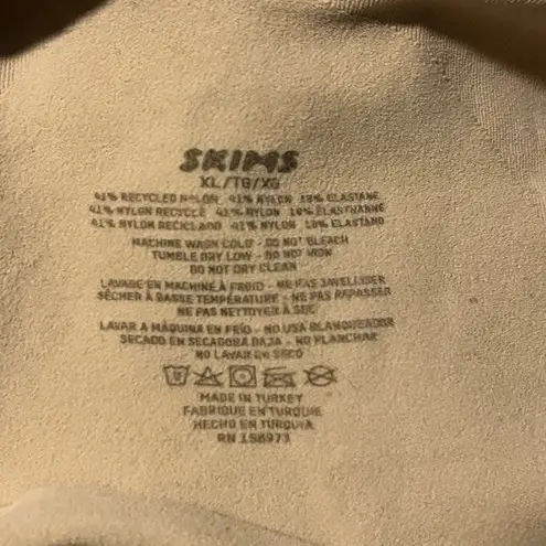 SKIMS NWOT Seamless Sculpt Mid‑Thigh Bodysuit – Desert Size XL, Adjustable Straps