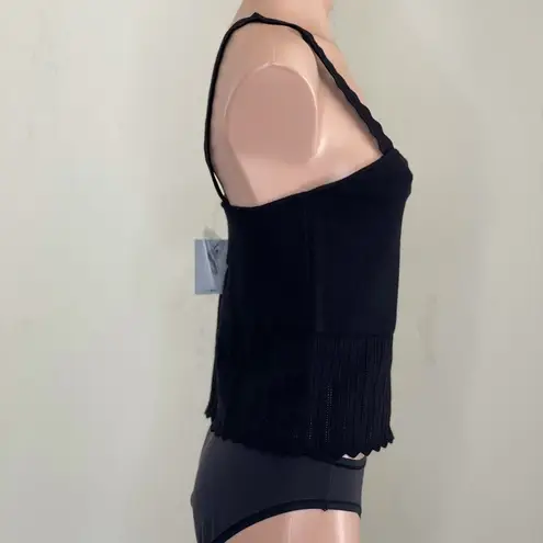 Design History Scalloped Sweater Tank in Black