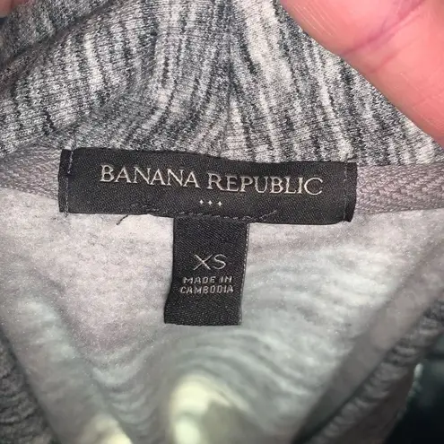 Banana Republic  preppy XS heathered business casual pullover