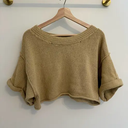 Free People  Beach Tan Knit Half Sleeves Crop Top Size Medium