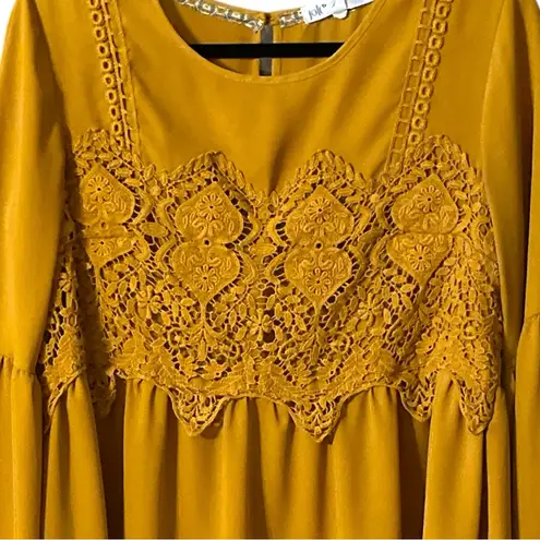 Jolt  Boho Bell Sleeve Crochet Detail Peasant Top