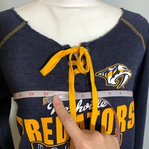 NHL NWOT Nashville Predators Sweater Top Tee New