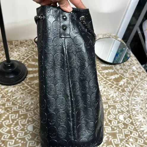 Handbag/Purse Black w/embossed Skulls/ Chain Straps