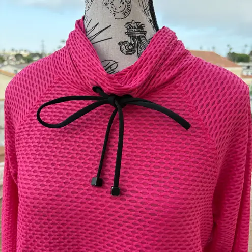 Koral Activewear Pump Netz open mesh pullover in infrared hot pink size S small