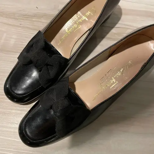 Ferragamo Vintage Salvatore bow loafers size 5 B