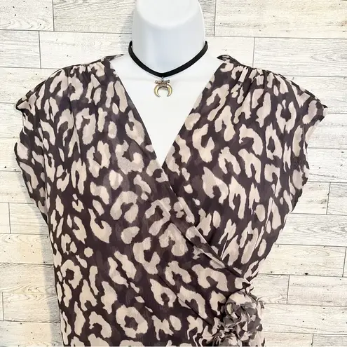 New York & Co. ON SALE! Gray & Ecru Leopard Print Top, L