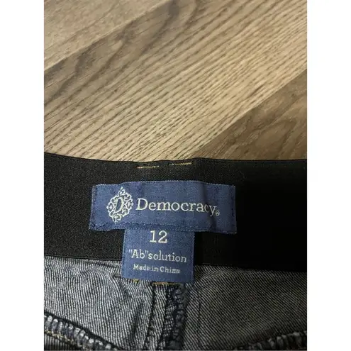 Democracy Blue Jean Cut Off Shorts Woman’s Size 12