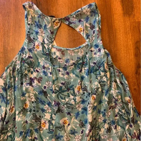 Charlie Paige NWT small/medium Blue and White Dress Ruffled Shark Bite Hem